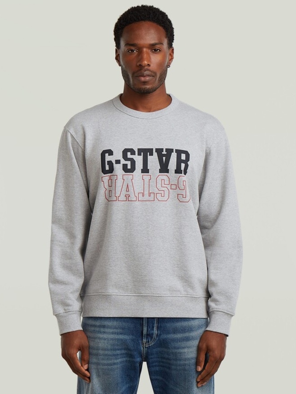 G-STAR RAW men’s Long-Sleeve Relaxed-
Fit Logo Sweatshirt